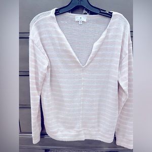 Pull over sweater